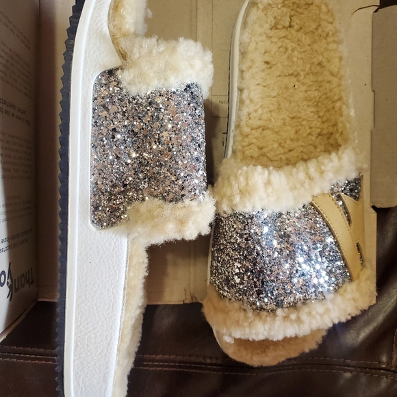 Golden goose slides - Picture 2 of 6